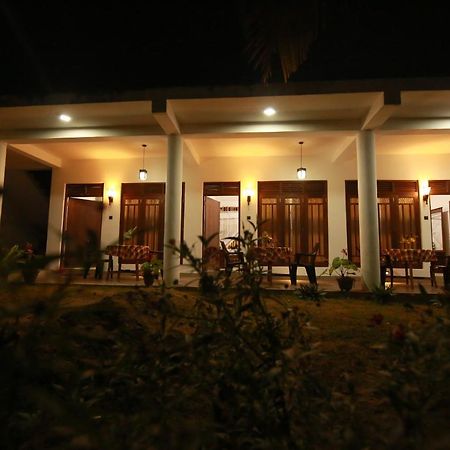 Surf Orchid Villa ウェリガマ エクステリア 写真